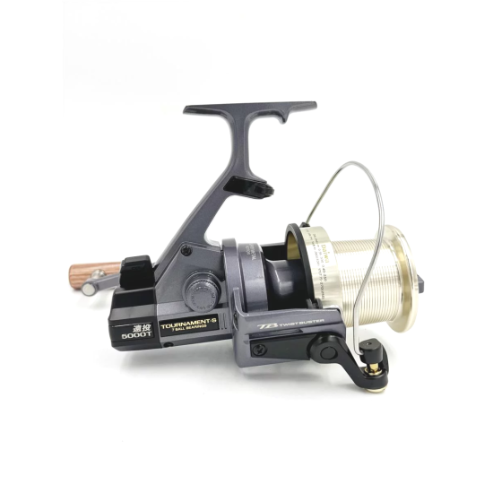 Mulinetă Daiwa Tournament-S 5000T Ento