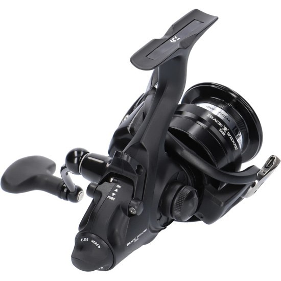Mulinetă Daiwa Black Widow BR LT 2500-C