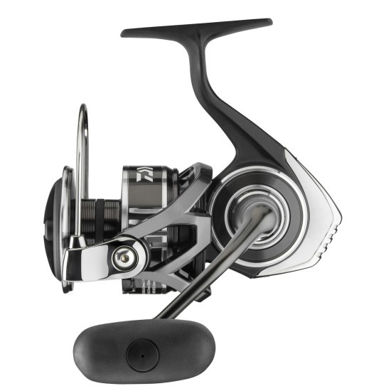 Mulinetă Daiwa BG Monocoque 8000-H