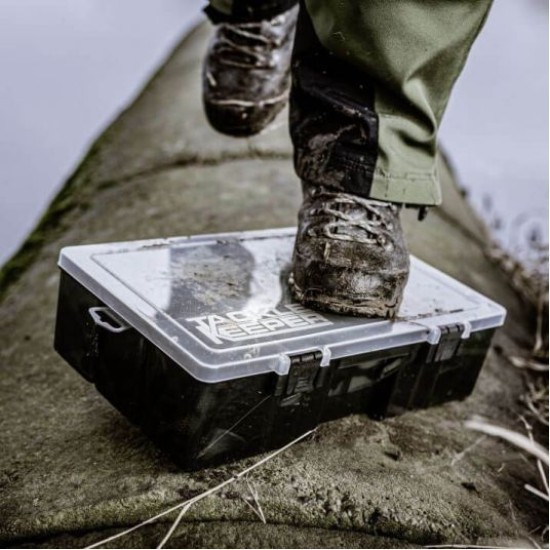 Cutie pentru accesorii Quantum Tackle Keeper HC12Q Deep, 35x22x10cm, 12 compartimente Cutie pentru accesorii Quantum Tackle Keeper HC12Q Deep, 35x22x10cm, 12 compartimente