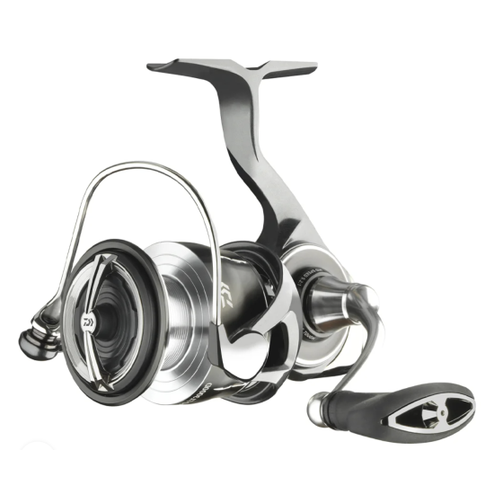 Mulinetă Daiwa 24 Luvias LT 3000D | Raport 5.2:1 | 9 rulmenți