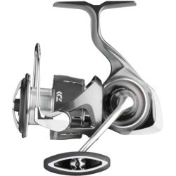 Mulinetă Daiwa 24 Luvias LT 2500PC