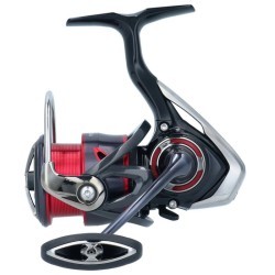 Mulinetă Daiwa Fuego LT 2500-XH