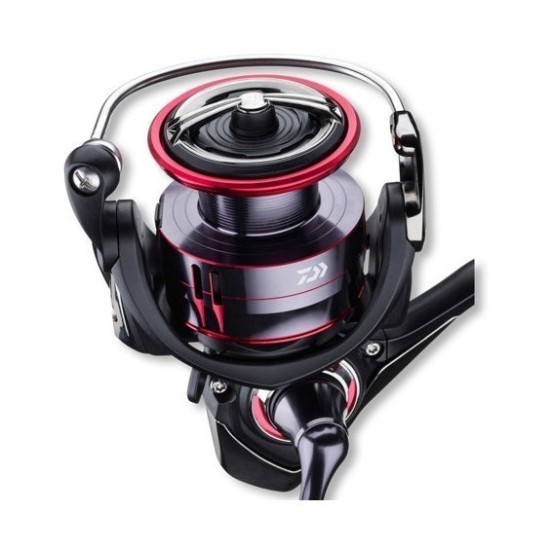 Mulinetă Daiwa Fuego LT 2000D