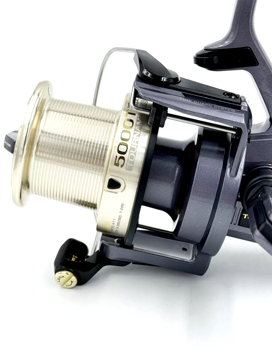 Mulinetă Daiwa Tournament-S 5000T Ento
