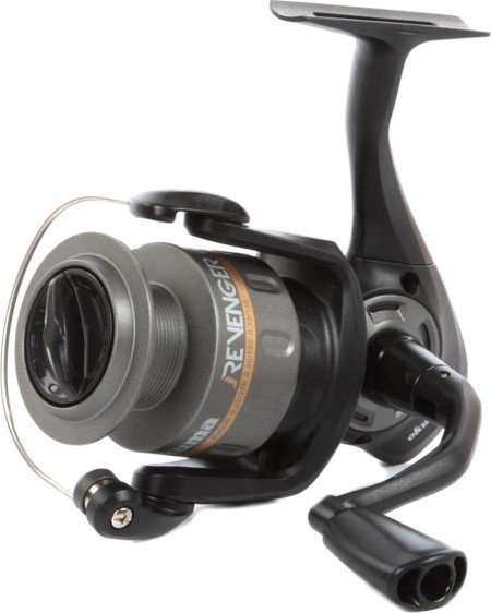 Mulinetă Okuma Revenger 4000