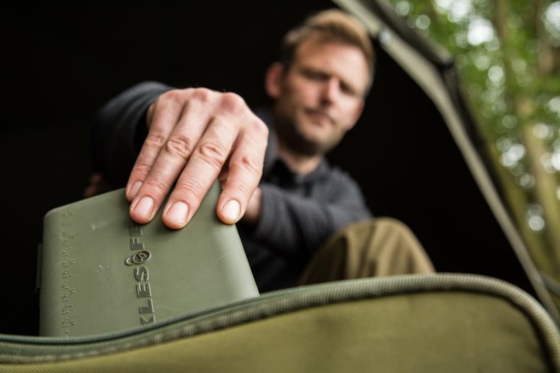 Penar pentru accesorii Korda Tackle Safe Storage System, 24x13x4cm
