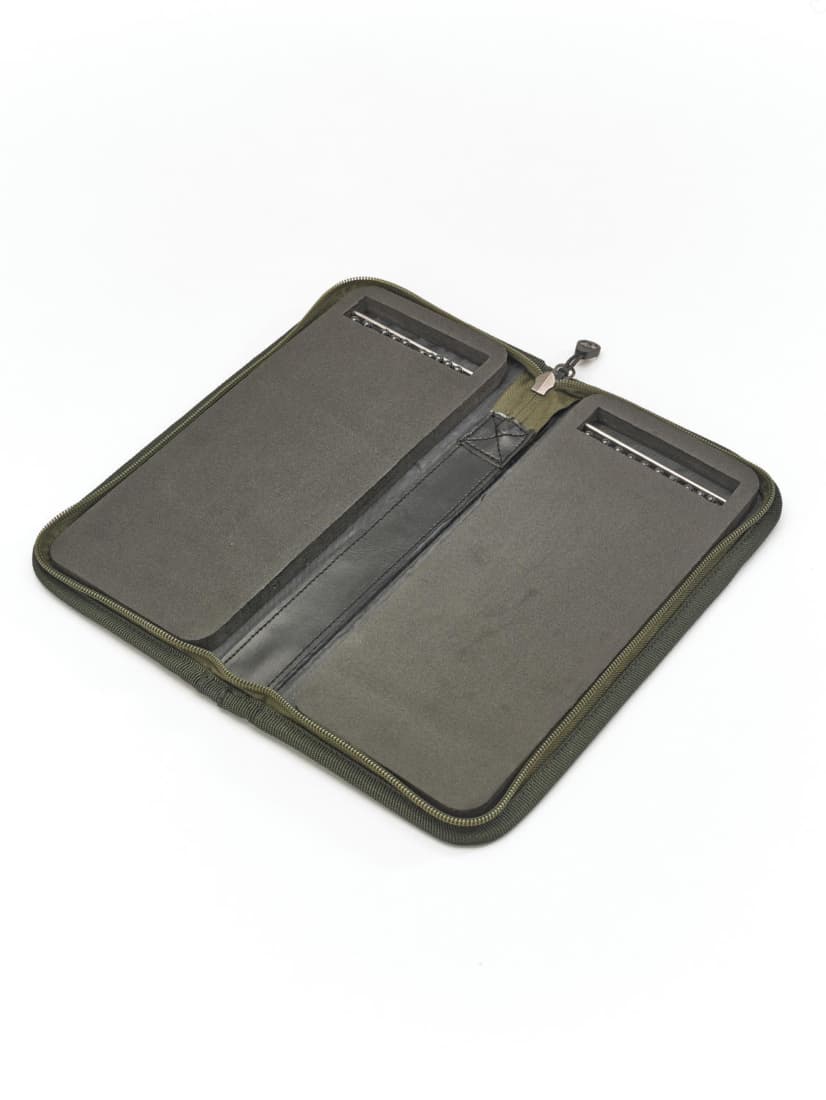 Penar riguri Daiwa Infinity Wallet, 29.5x14x4cm
