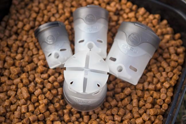 Cupe de nădire Guru Pole Pot, Small, 2buc/set