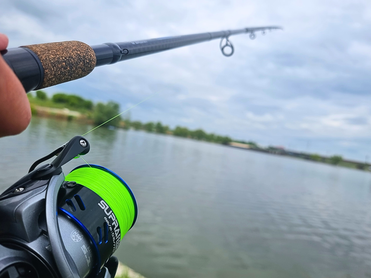 Asso Knight 300m 0.310mm 6.3kg Fluorescent Chartreuse