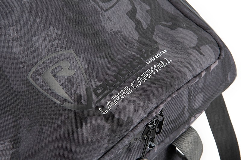 GEANTĂ FOX RAGE VOYAGER® CAMO LARGE CARRYALL