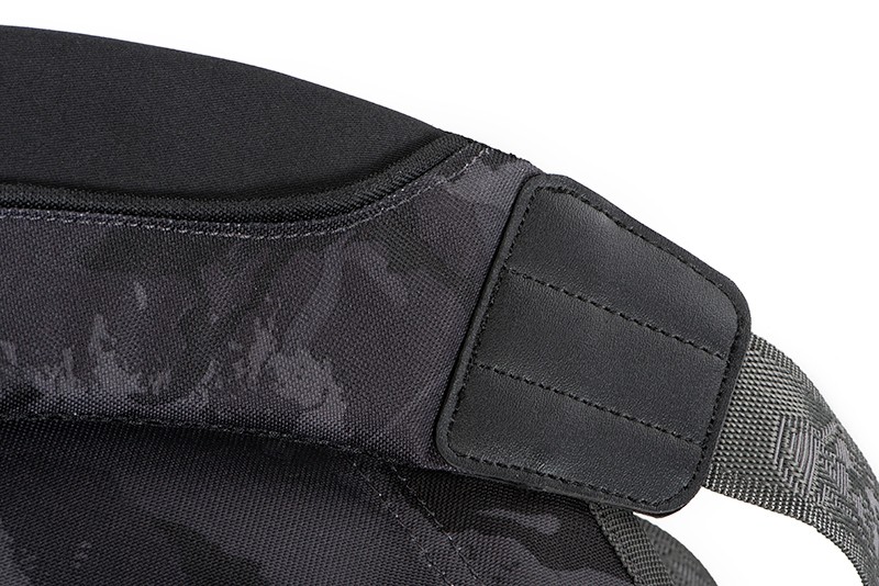 GEANTĂ FOX RAGE VOYAGER® CAMO LARGE HOLDALL