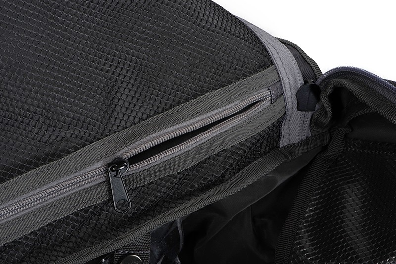 GEANTĂ FOX RAGE VOYAGER® CAMO LARGE HOLDALL