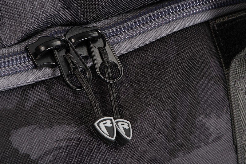GEANTĂ FOX RAGE VOYAGER® CAMO LARGE HOLDALL