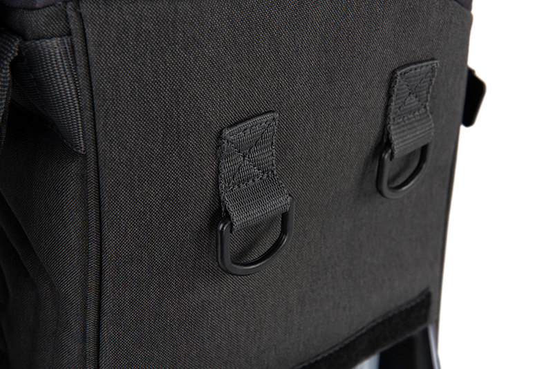 Rucsac + 4x cutii Fox Rage Street Fighter Rucksack, 20x45x20cm