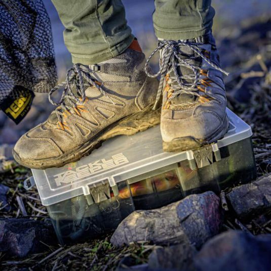 Cutie pentru accesorii Quantum Tackle Keeper HC15Q Deep, 35x22x10cm, 15 compartimente