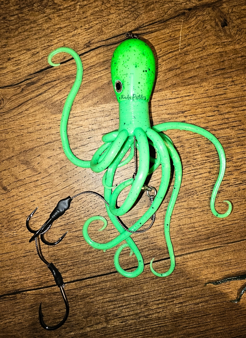 Teaser Țicu Fishing Octopus M2, 250g, Verde Chartreuse