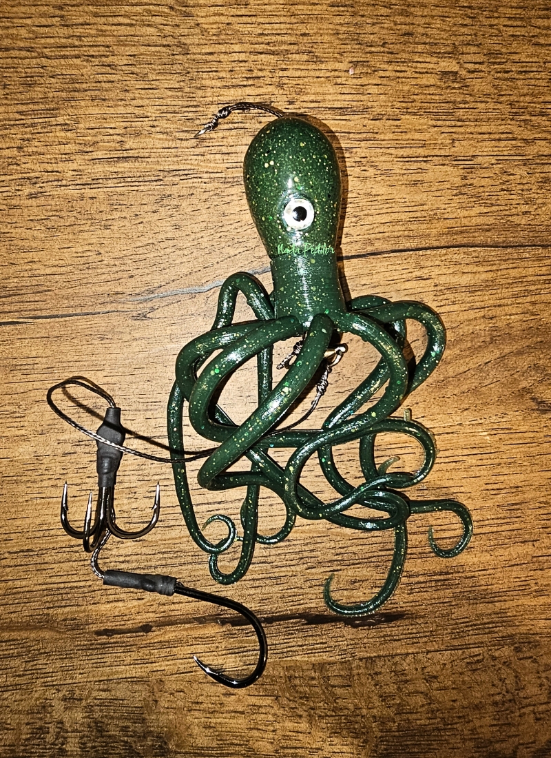 Teaser Țicu Fishing Octopus M2, 200g, Verde Motor Oil