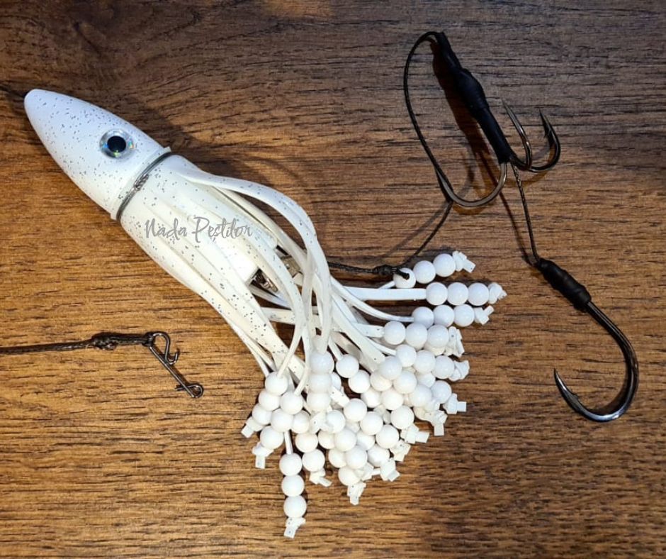 Teaser Țicu Fishing Fudo BlackCat 7/0  + Ancoră Fudo 3/0, 160g, alb