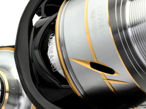 Mulinetă Daiwa Luvias LT 3000D