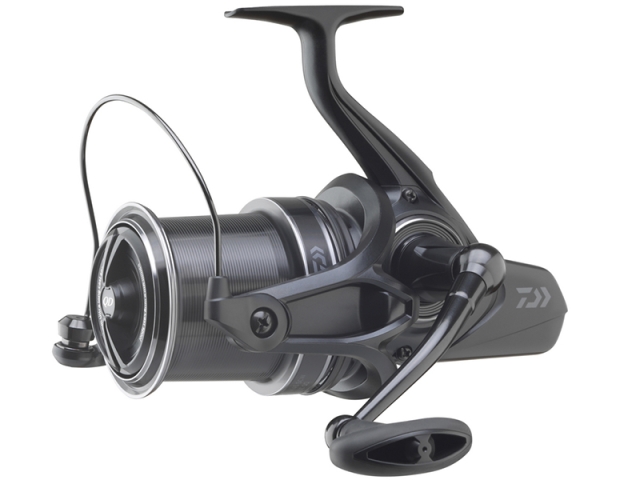 Mulinetă Daiwa 23 Emblem 45 SCW QD