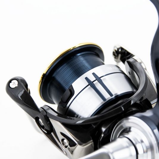 Mulinetă Daiwa Certate G LT 3000-CHX