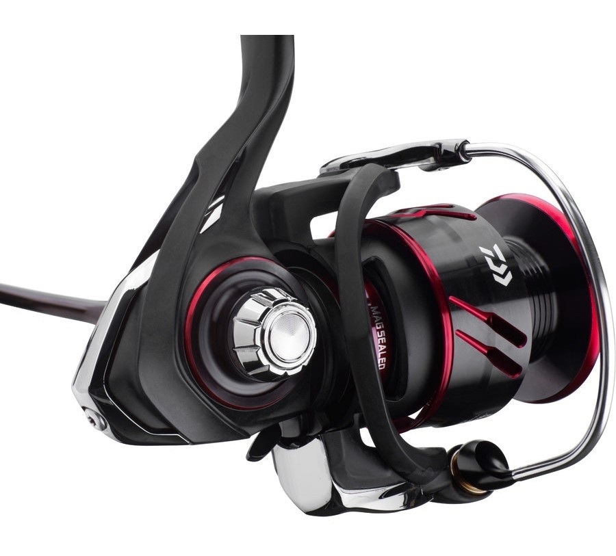 Mulinetă Daiwa Ballistic LT 4000D-C