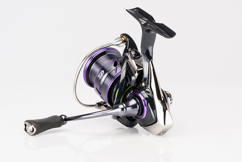Mulinetă Daiwa Prorex V LT 2000