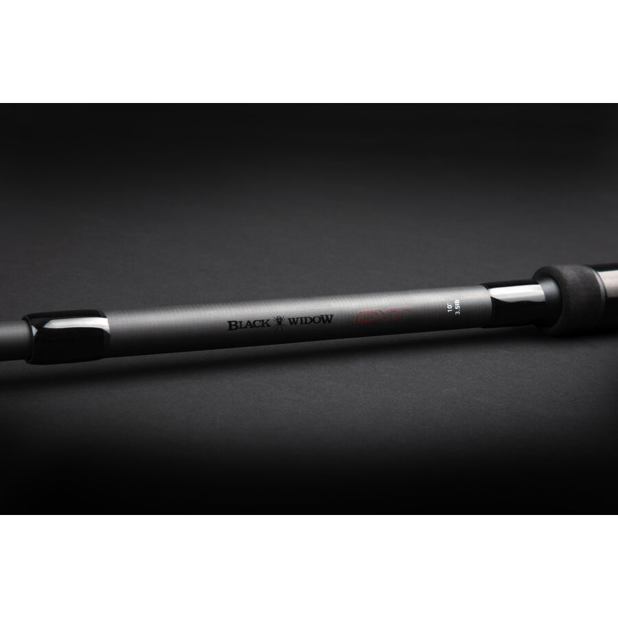 Lansetă Daiwa Black Widow Extension Carp, 3m/4.5lbs, 2buc