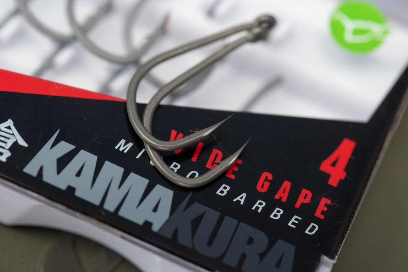 Cârlige Korda Kamakura Wide Gape Micro Barbed, Nr.8, 10buc/cutie