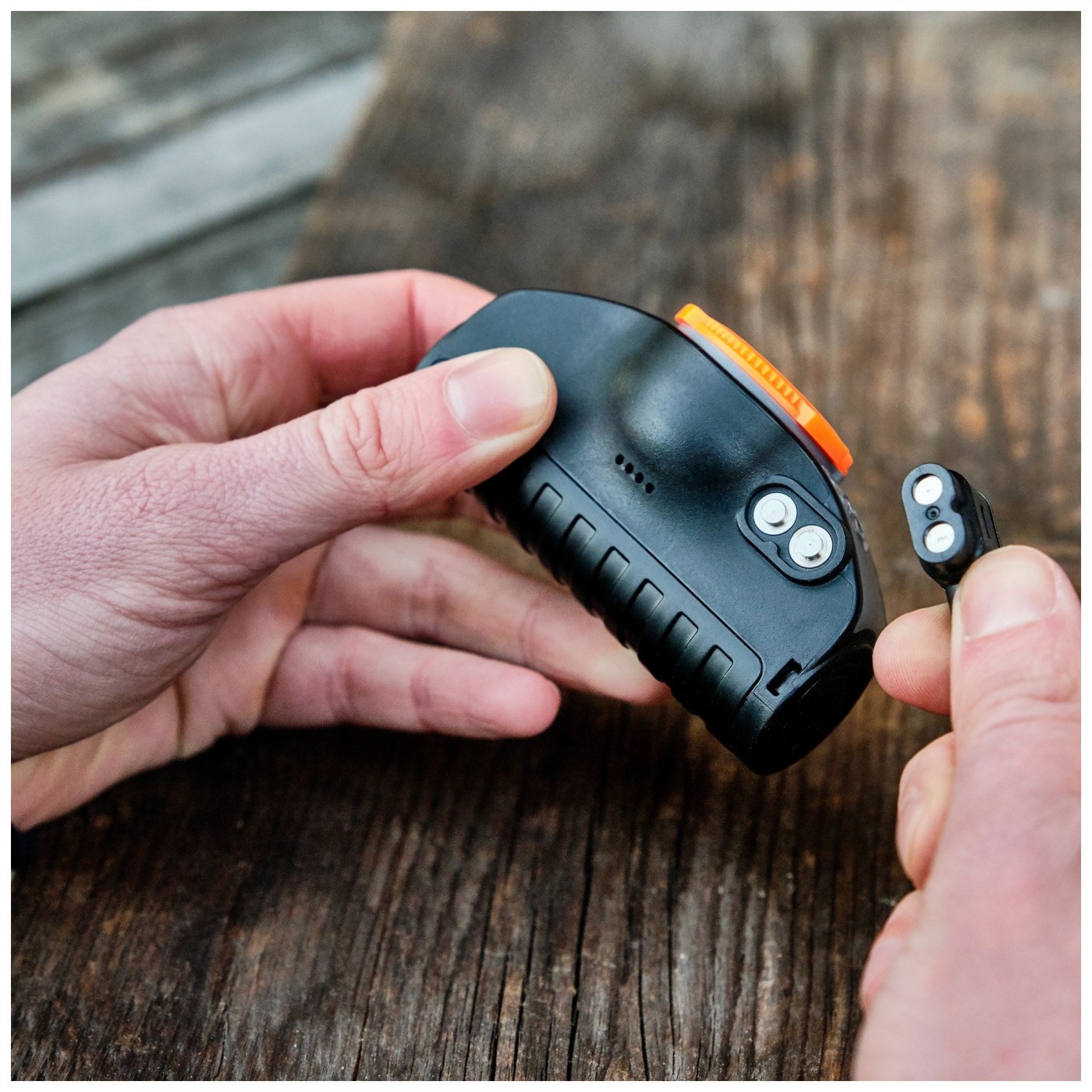 Lanternă de cap reîncărcabilă Ledlenser MH11 Bluetooth, Black/Orange, 1000 Lumeni