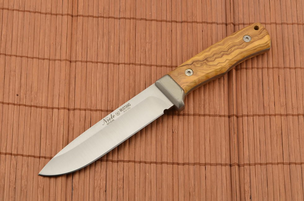 Cuțit + teacă Miguel Nieto Mustang, Lamă 14cm