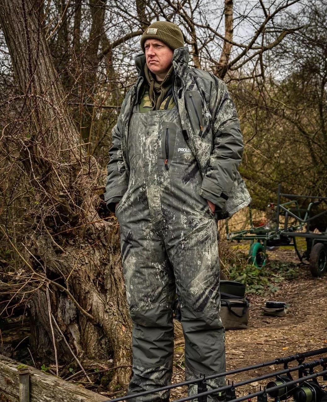 Costum impermeabil Prologic Highgrade Realtree Thermo Suit, Medium