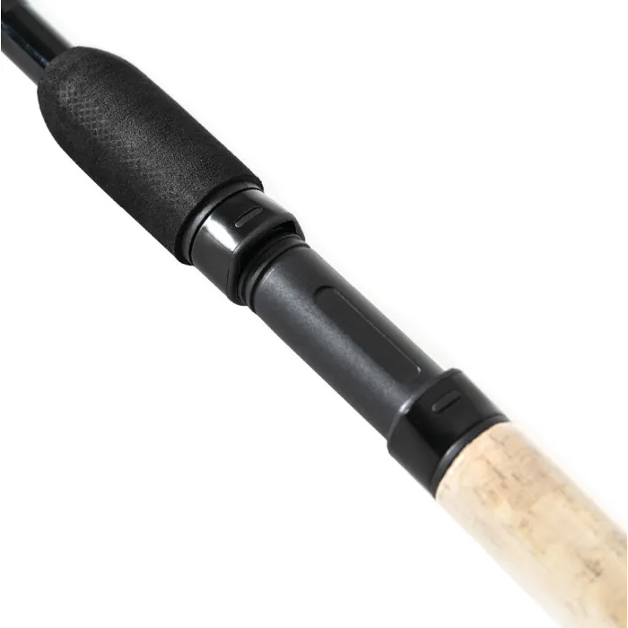 Lansetă Guru A-Class Distance Feeder, 3.90m/180g, 3+3buc