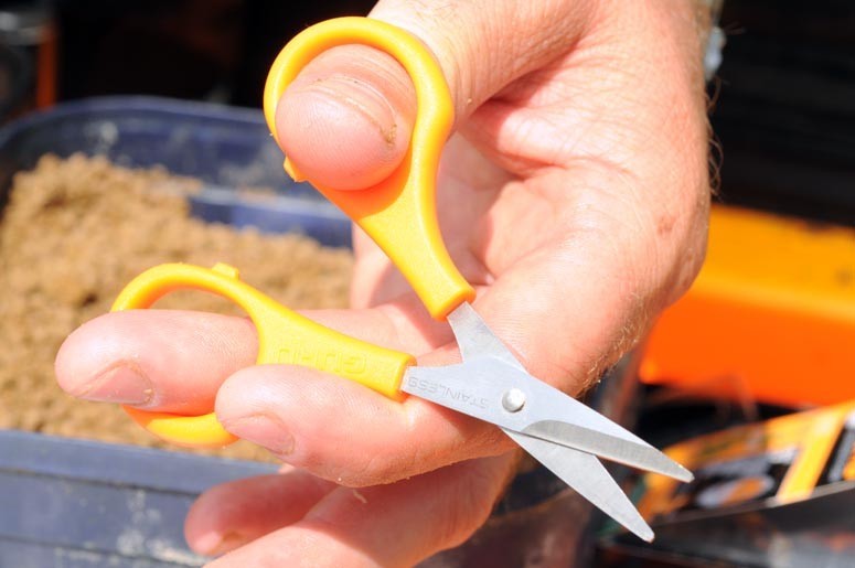 Foarfecă pentru fir textil Guru Rig Scissors