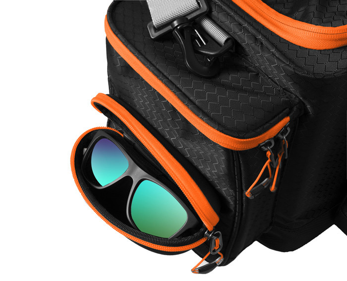 Geantă spinning + 5 cutii Delphin Atak Carryall Multi, 60x30x25